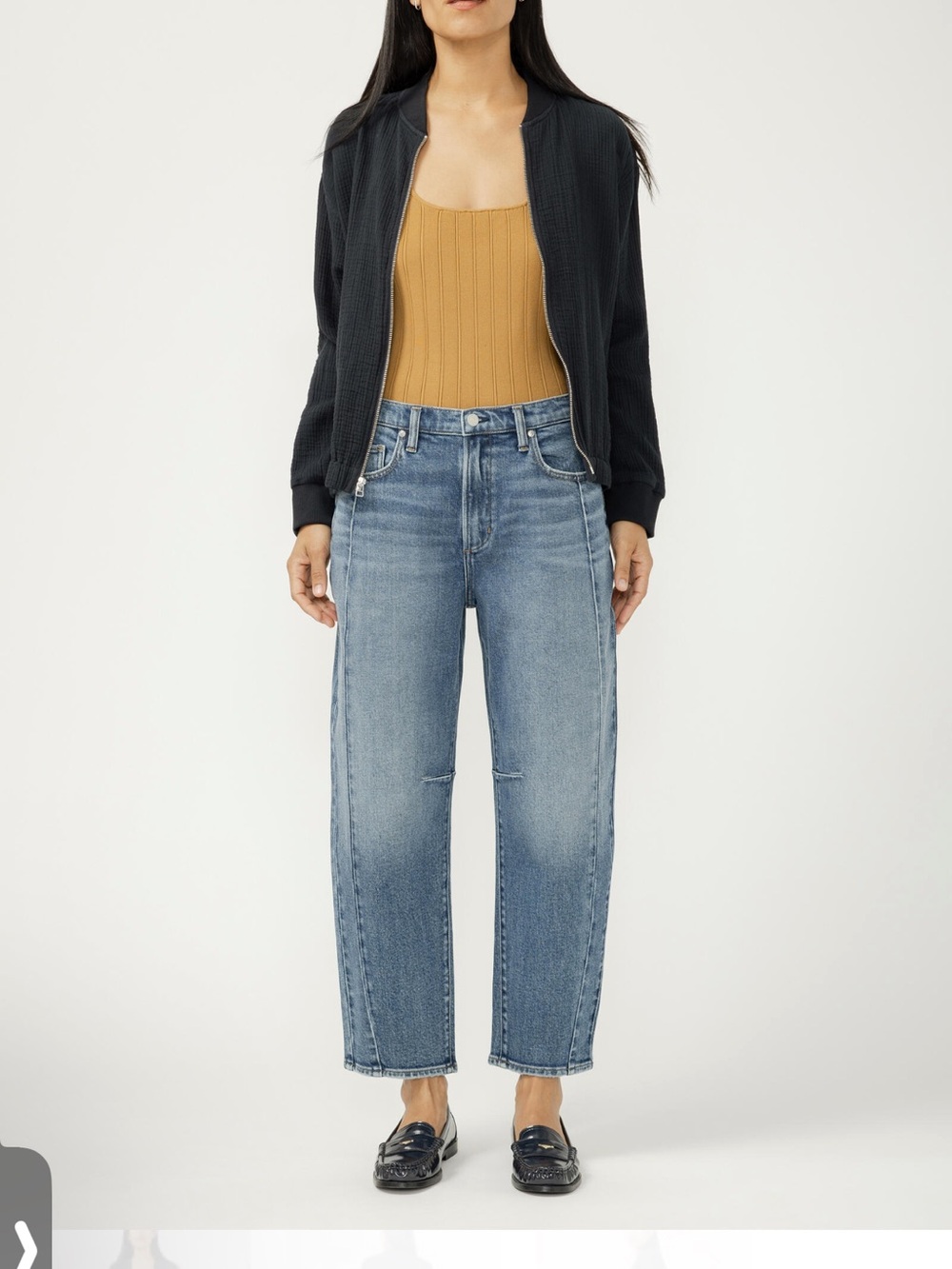 Silver Jeans - High Rise Slim Barrel Leg Jeans